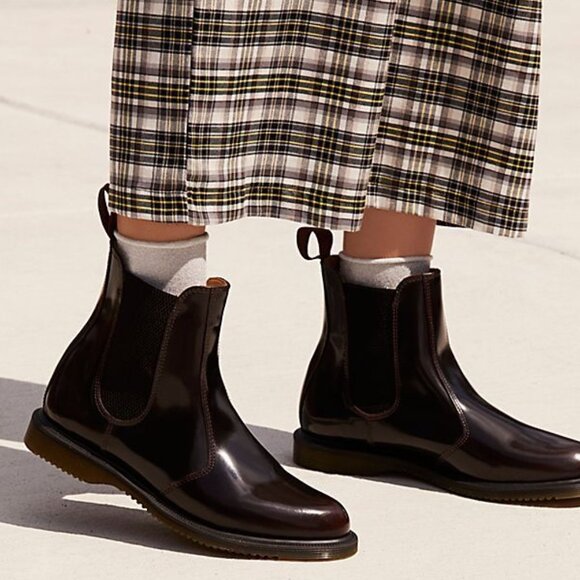 Dr. Martens Shoes - Dr. Martens Women's FLORA Chelsea Boots